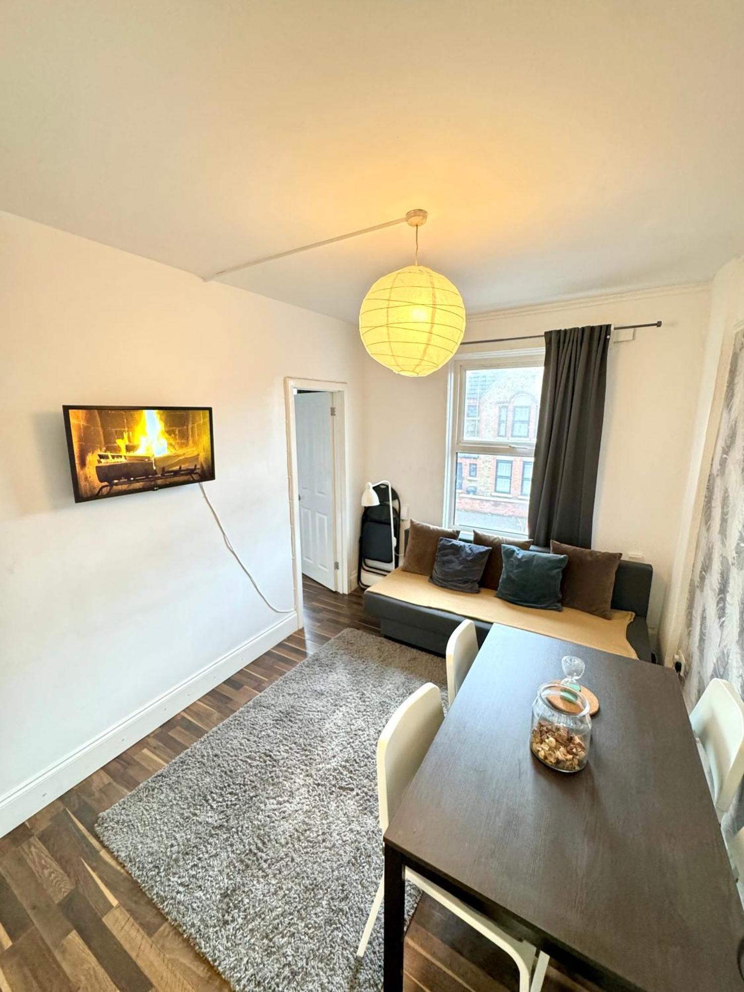 2 Bed Sofa Bed Up To 6 * Londra
